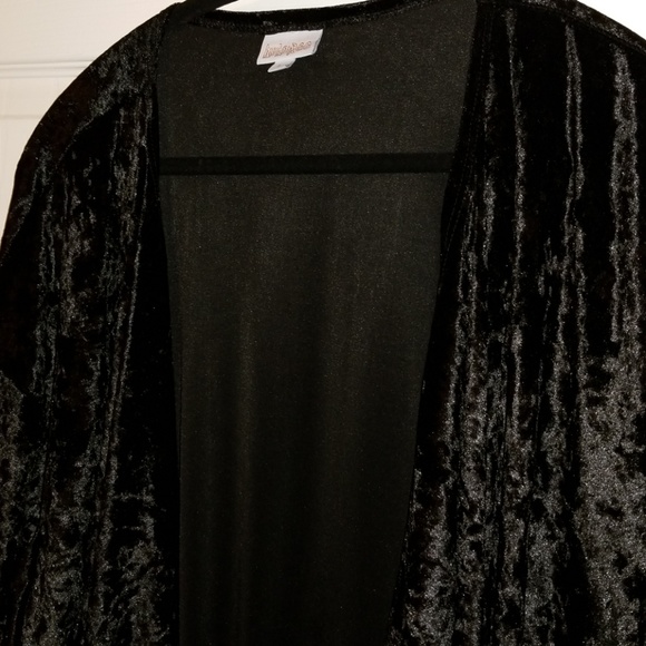 LuLaRoe Tops - LLR Black Elegant Shirley (size L)